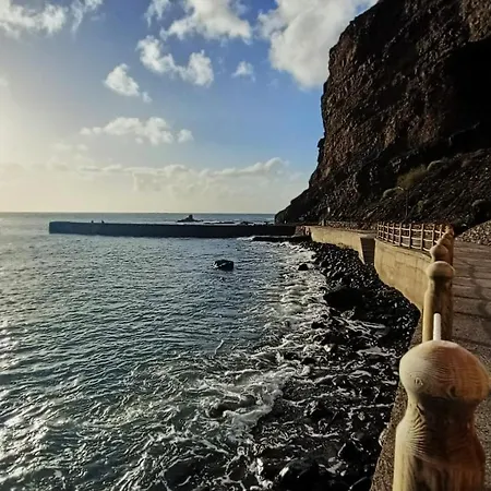 Holiday home Alquilaencanarias Casa La Playa La Gomera Alojera
